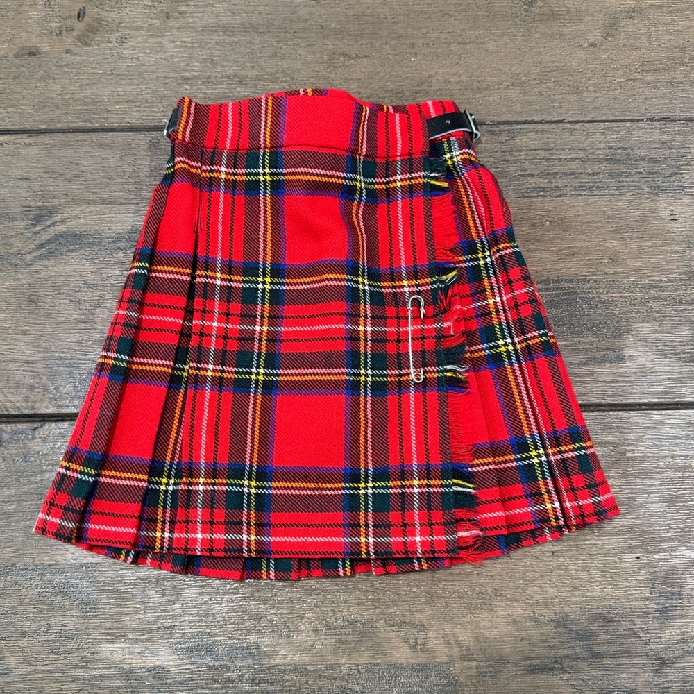 HIGHLAND HOME INDUSTRIES Kid Toddler Royal Stewart Tartan Plaid Skirt Kilt Age 4